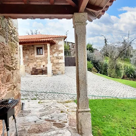 Elegant Near With Private Pool *