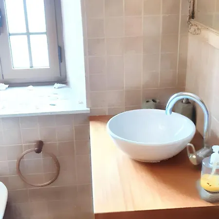 Elegant Near With Private Pool *