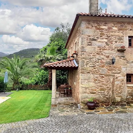 Villa Elegant Near With Private Pool Caminha